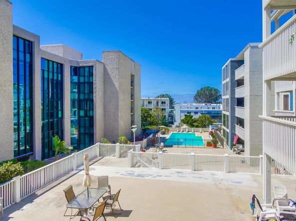 4016 Gresham Street C2, San Diego CA 92109