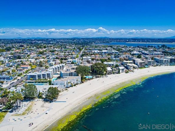 4016 Gresham Street C2, San Diego CA 92109
