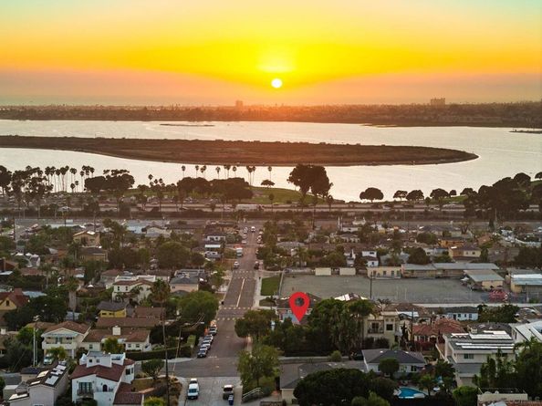 4436 Lister St, San Diego CA 92110