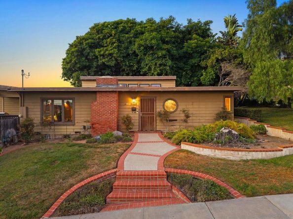 4436 Lister St, San Diego CA 92110