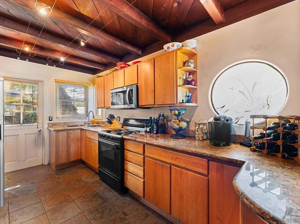 4436 Lister St, San Diego CA 92110
