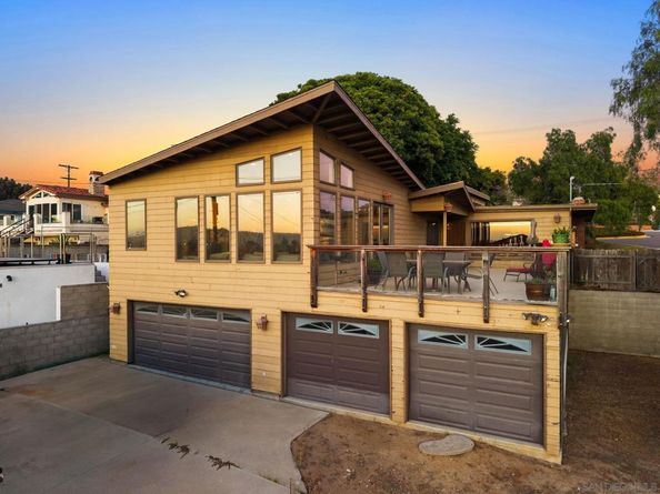 4436 Lister St, San Diego CA 92110