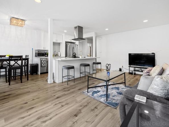 8671 Lake Murray BLVD 4, San Diego CA 92119