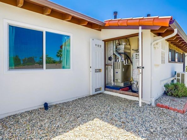 16555 Caminito Vecinos 39, San Diego CA 92128