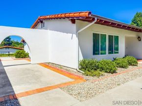 16555 Caminito Vecinos 39, San Diego CA 92128