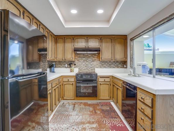 16555 Caminito Vecinos 39, San Diego CA 92128