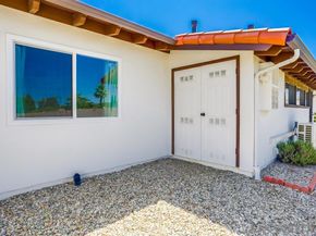 16555 Caminito Vecinos 39, San Diego CA 92128
