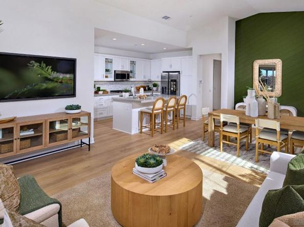 12555 Taylor Way, San Diego CA 92129