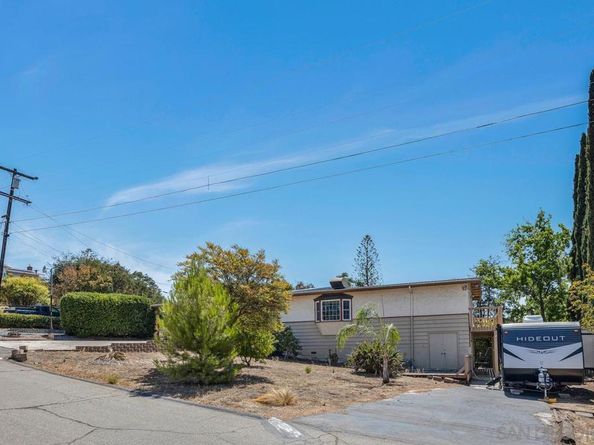 13257 Beechtree Street, Lakeside CA 92040