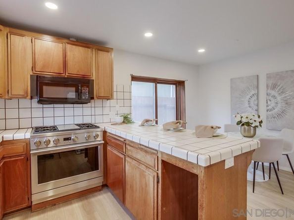 2068 Guizot St, San Diego CA 92107