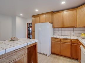 2068 Guizot St, San Diego CA 92107