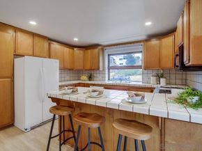 2068 Guizot St, San Diego CA 92107