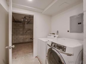 2068 Guizot St, San Diego CA 92107