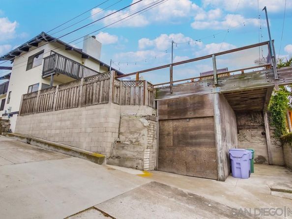 2068 Guizot St, San Diego CA 92107