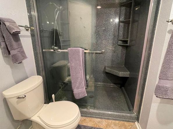 7263 Camino Degrazia 33, San Diego CA 92111