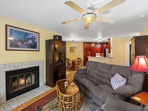 7263 Camino Degrazia 33, San Diego CA 92111