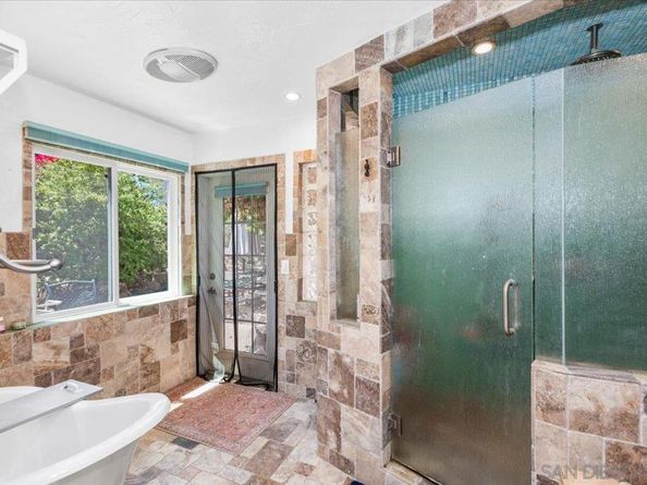 8621 Golf Drive, Spring Valley CA 91977