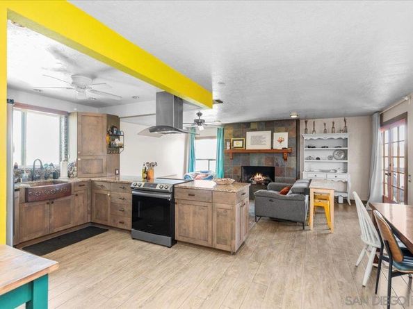 8621 Golf Drive, Spring Valley CA 91977