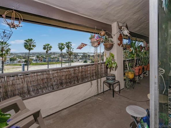 2540 Clairemont Dr 307, San Diego CA 92117