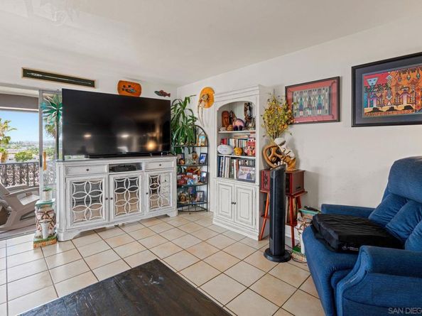 2540 Clairemont Dr 307, San Diego CA 92117