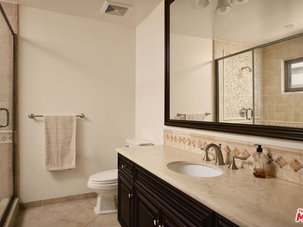 908 17th Street 8, Santa Monica CA 90403