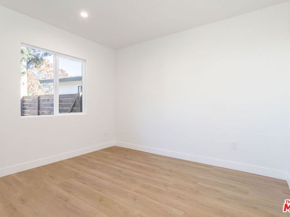 14365 Berg Street, Sylmar CA 91342