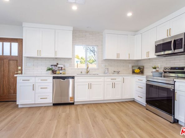 14365 Berg Street, Sylmar CA 91342