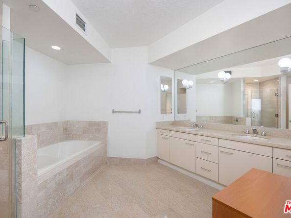 13600 Marina Pointe Drive 602, Marina Del Rey CA 90292