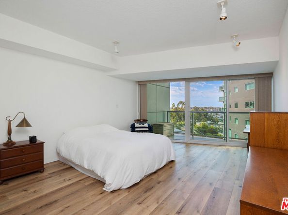 13600 Marina Pointe Drive 602, Marina Del Rey CA 90292