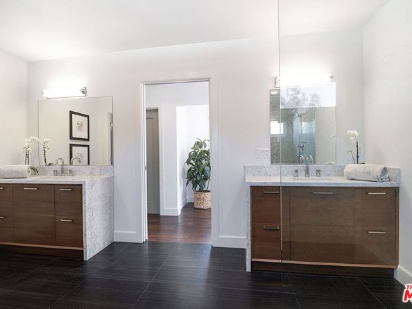 501 N Cahuenga Boulevard, Los Angeles CA 90004