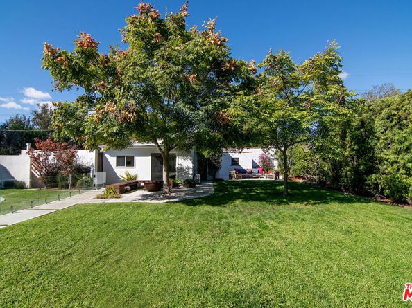 501 N Cahuenga Boulevard, Los Angeles CA 90004