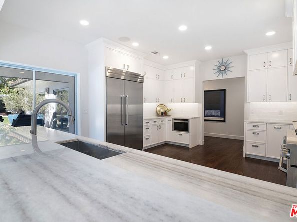 501 N Cahuenga Boulevard, Los Angeles CA 90004