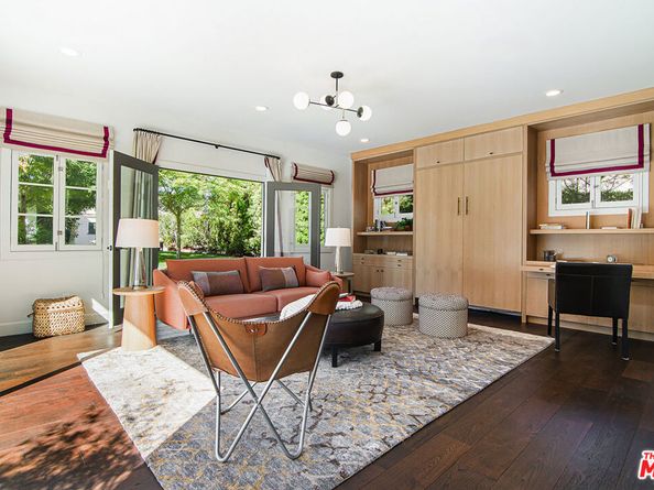 501 N Cahuenga Boulevard, Los Angeles CA 90004