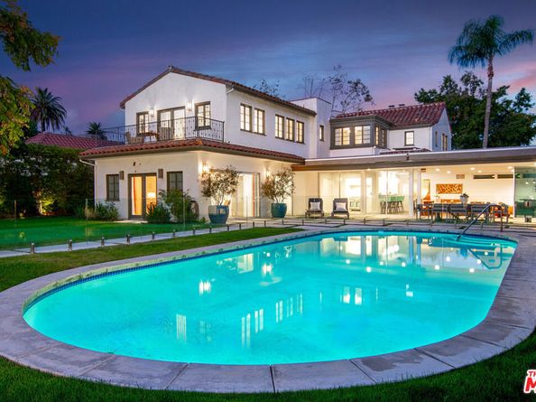 501 N Cahuenga Boulevard, Los Angeles CA 90004