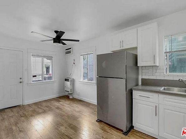 1148 E 48th Street, Los Angeles CA 90011