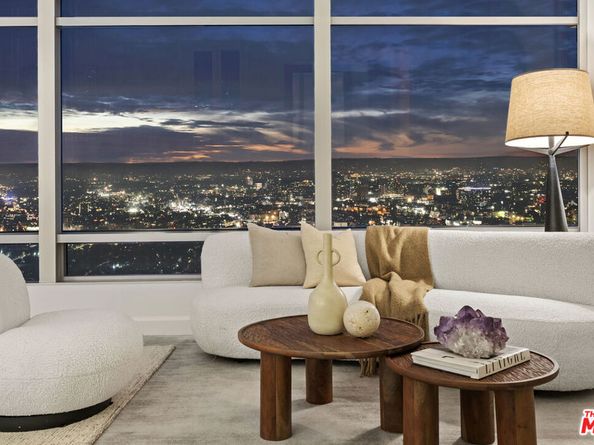 900 W Olympic Boulevard 47G, Los Angeles CA 90015