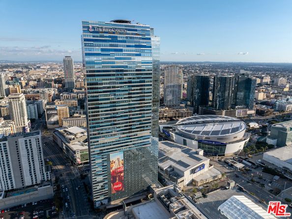 900 W Olympic Boulevard 47G, Los Angeles CA 90015