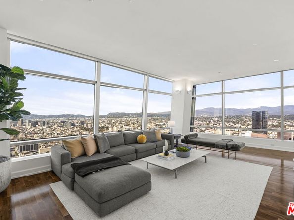 900 W Olympic Boulevard 47G, Los Angeles CA 90015