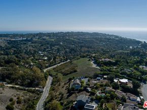 6080 Merritt Drive, Malibu CA 90265