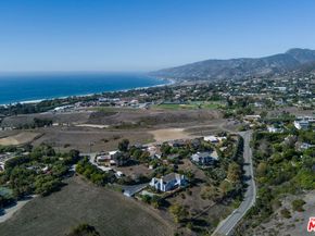 6080 Merritt Drive, Malibu CA 90265