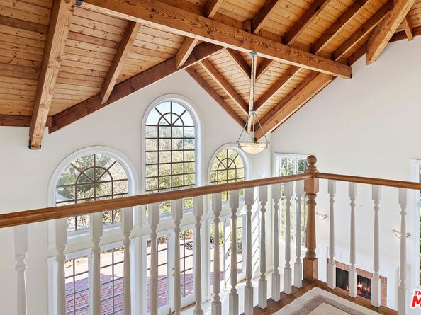 6080 Merritt Drive, Malibu CA 90265