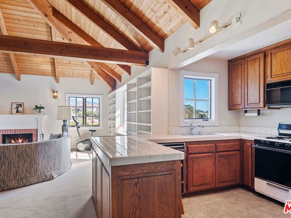 6080 Merritt Drive, Malibu CA 90265