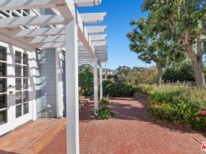 6080 Merritt Drive, Malibu CA 90265