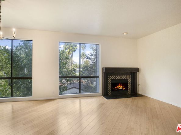 13331 Moorpark Street 233, Sherman Oaks CA 91423