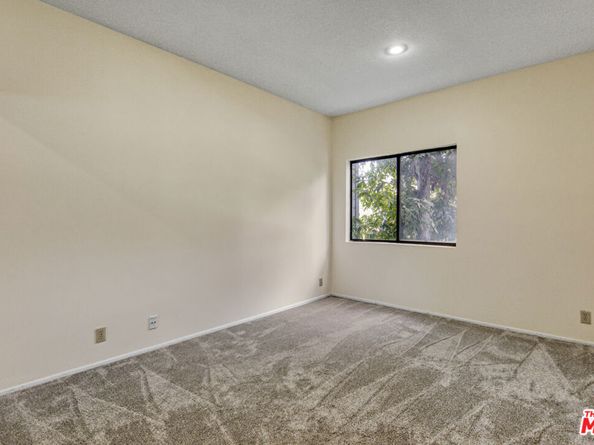 13331 Moorpark Street 233, Sherman Oaks CA 91423
