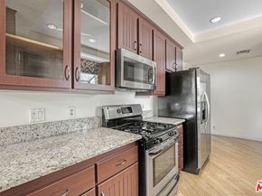 13331 Moorpark Street 233, Sherman Oaks CA 91423