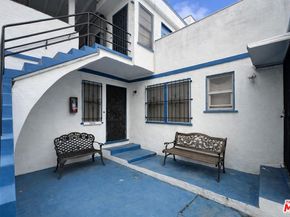 2629 S Garth Avenue, Los Angeles CA 90034