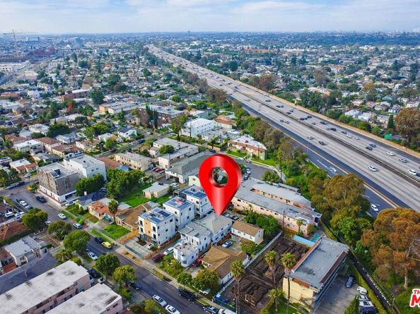 2629 S Garth Avenue, Los Angeles CA 90034