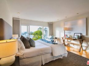 9633 Highridge Drive, Beverly Hills CA 90210