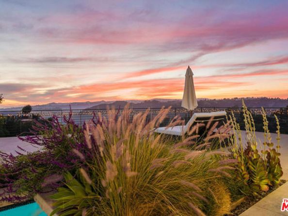 9633 Highridge Drive, Beverly Hills CA 90210